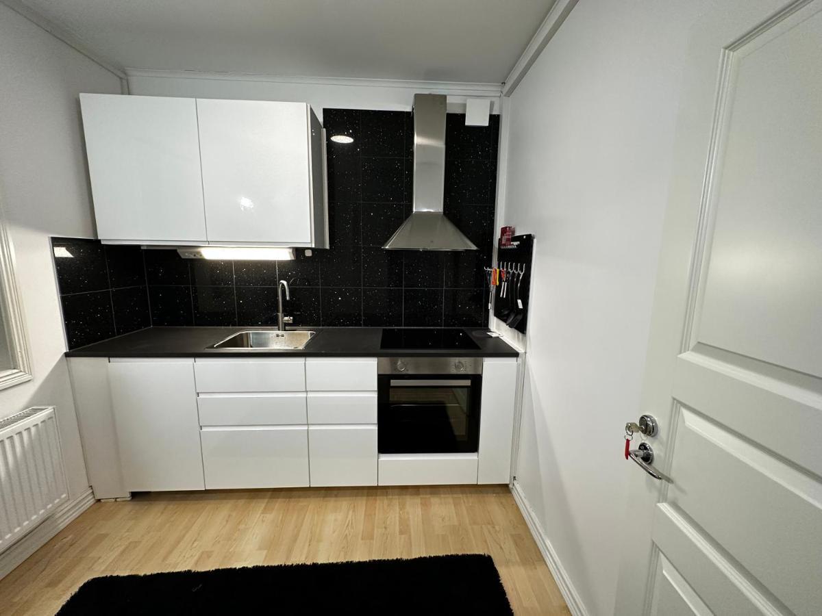 Luxurious 2-Room Apartment In Central Borås Esterno foto